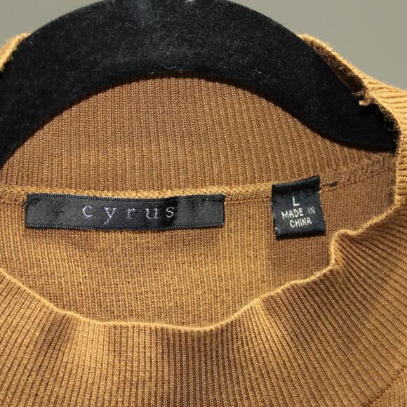 Cyrus Light Brown Sleeveless Knit Top Size Large - Picture 4 of 4